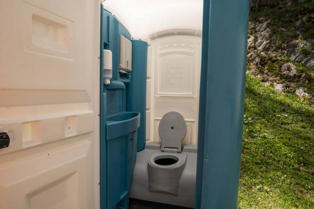 Portable Toilet Options We Offer in Navasota, TX