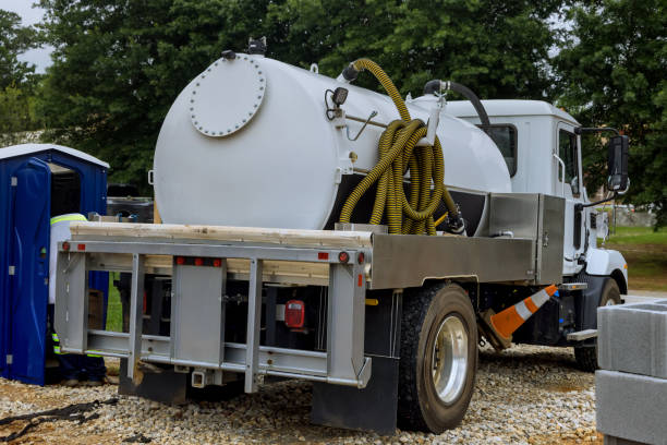 Best Portable bathroom rental  in Navasota, TX